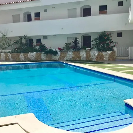 3 Min Walking To Peneco