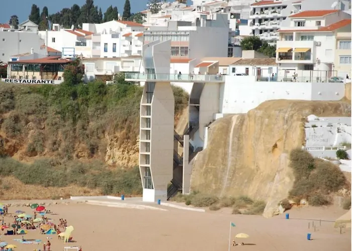 Apartment 3 Min Walking To Peneco